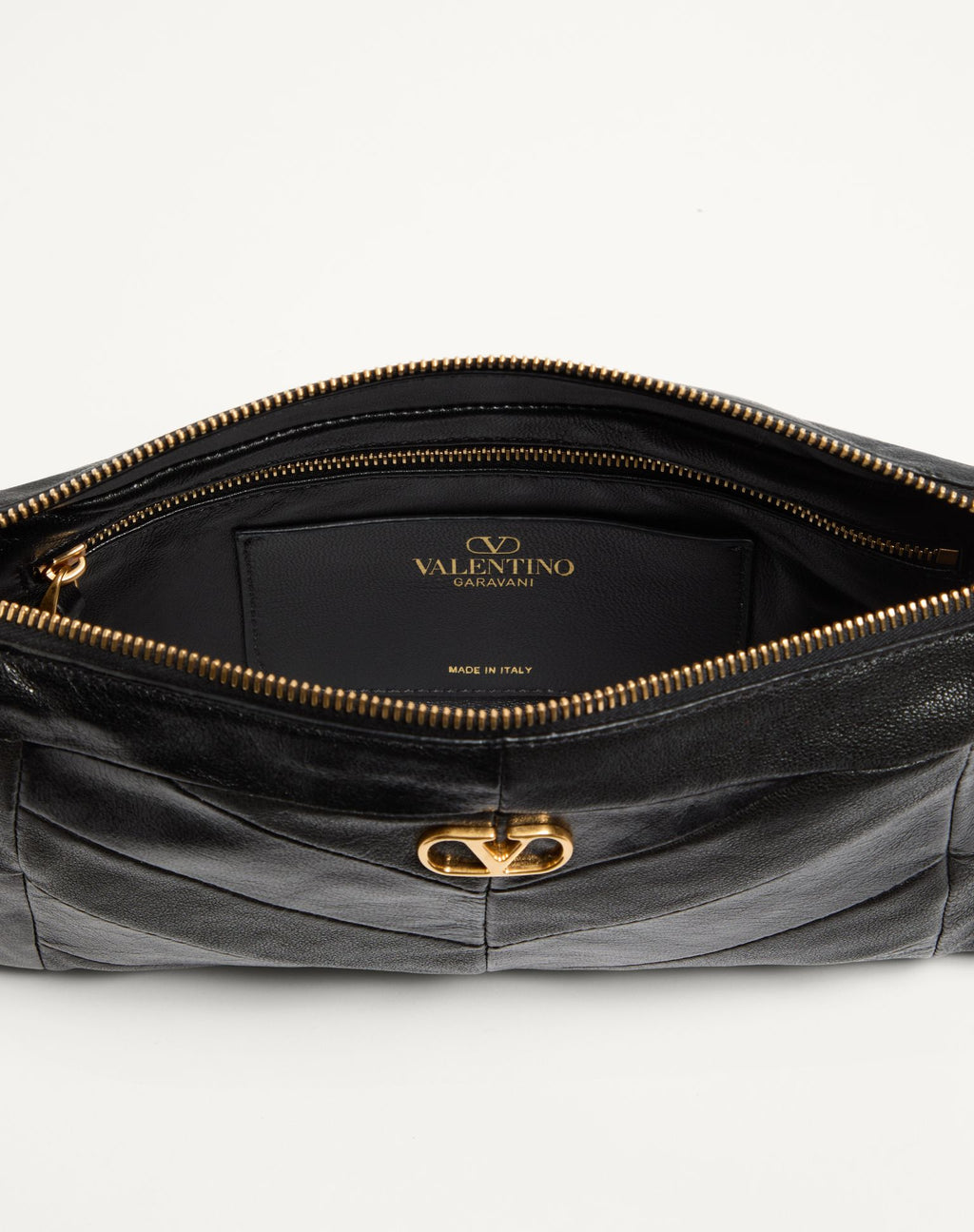 Borsa a spalla piccola Valentino Garavani Panthea in pelle nappa con motivo a chevron